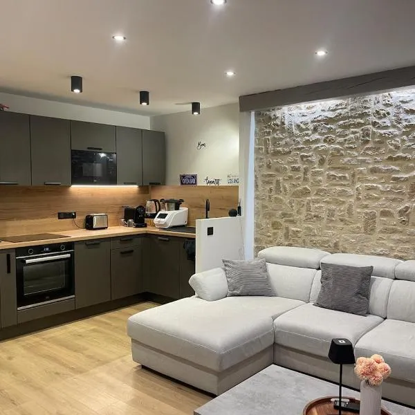 Appartement neuf avec vue，位于马莱莫尔的酒店