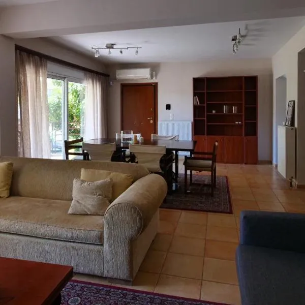 Michael Apartment, near the Airport，位于科洛皮奥的酒店