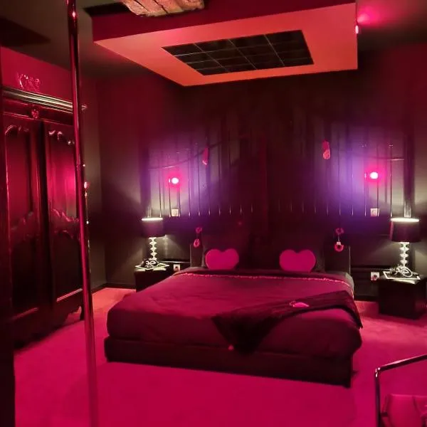 Gîte romantique Le GLAMOUR,位于Mazé的酒店