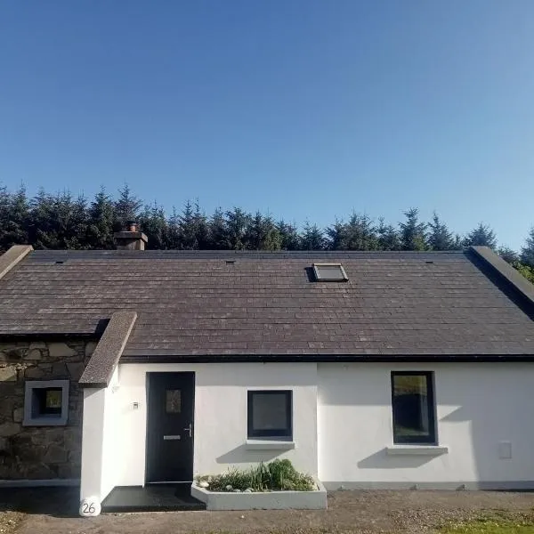 Kearneys Cottage, Dugort, Achill Island, County Mayo - 3 Bedroom Sleeps 6，位于Bellanasally的酒店