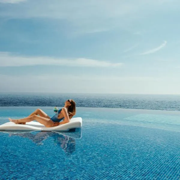 1926 Les Bains Private Spa Suites，位于斯利马的酒店