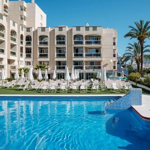 MS Aguamarina Costa del Sol，位于多列毛利诺斯的酒店