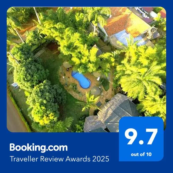 Afro Smile Hotel & Guest House，位于金贾的酒店