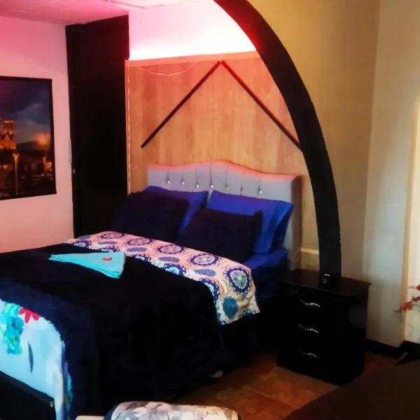 Suite Galeria，位于锡帕基拉的酒店