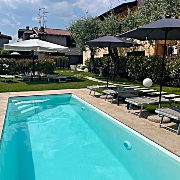 Le Logge del Garda，位于圣费利切德尔贝纳科的酒店