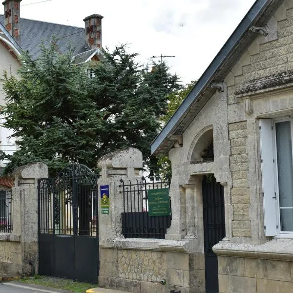 Le Logis de la Venise Verte，位于Saint-Hilaire-la-Palud的酒店