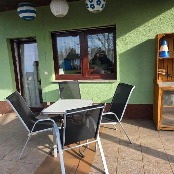 Ferienwohnung Hanni，位于格雷芬海尼兴的酒店