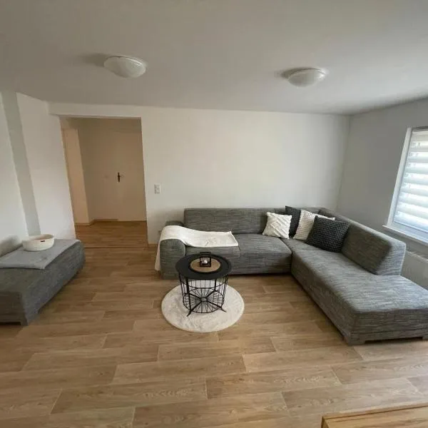Trebelsee 2 Monteur- und Ferienwohnung，位于凯钦的酒店