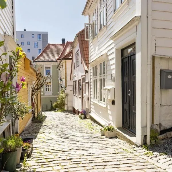 Welcome to our home in the centre of Bergen!，位于卑尔根的酒店