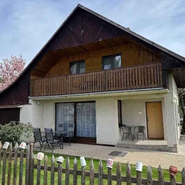 Chata Jaruška v Českém ráji，位于Branžež的酒店