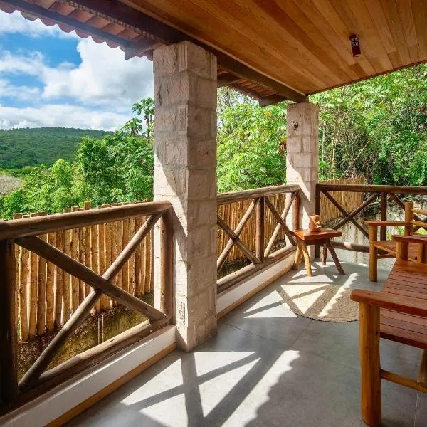 Casa Brisa do Vale - Lençóis - BA，位于伦索伊斯的酒店