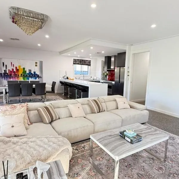 Calm and Inviting Retreat in South Australia，位于Islington Station的酒店