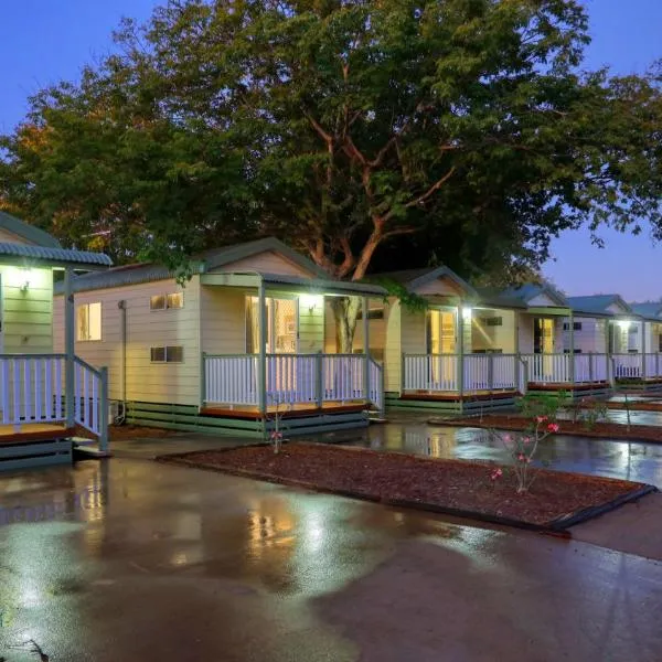 Gday Parks Emerald，位于埃默拉尔德的酒店