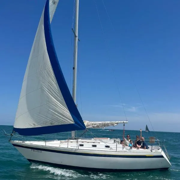Sailing Experience in Barcelona，位于巴塞罗那的酒店