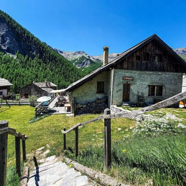 Auberge l'Estoilies，位于圣韦朗的酒店