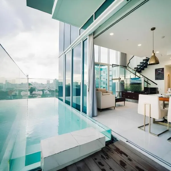 Serenity Saigon Sky Villas - Free One Way Airport Shuttle，位于胡志明市的酒店