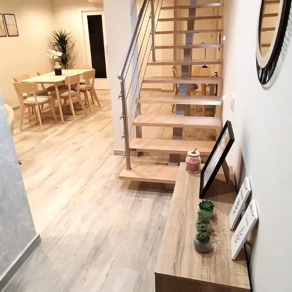 Bella Lucía，位于罗列特海岸的酒店