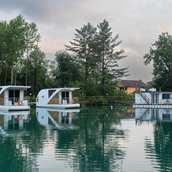 Floating Dream，位于菲亚诺的酒店