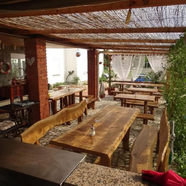 Accommodation with an experience!!! Hostel Kantun，位于普纳特的酒店