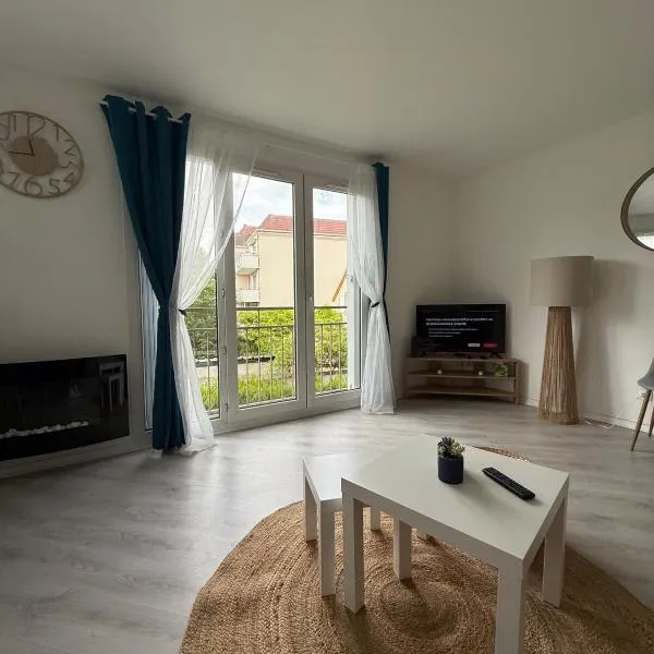 Cozy, quiet and bright studio，位于阿尔帕容的酒店