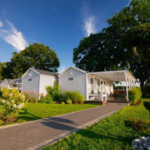 Skandynawia Przystań & Family Resort，位于扎托尔的酒店