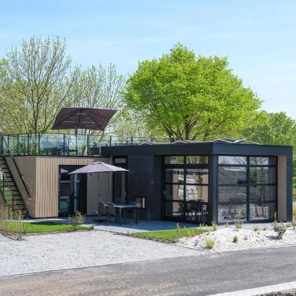 MarinaPark Beach Resort Soal | Beachfront villas，位于沃尔克姆的酒店