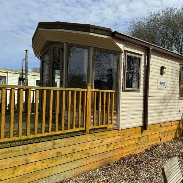 Whitwell and Reepham Station - Tom，位于诺里奇的酒店