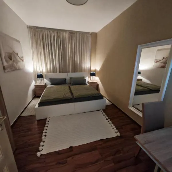 City Apartment I 75qm I Kostenloser Parkplatz I Nähe Staatstheater I WLAN，位于科特布斯的酒店