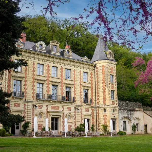 Château de Perreux, The Originals Collection，位于阿姆博斯的酒店