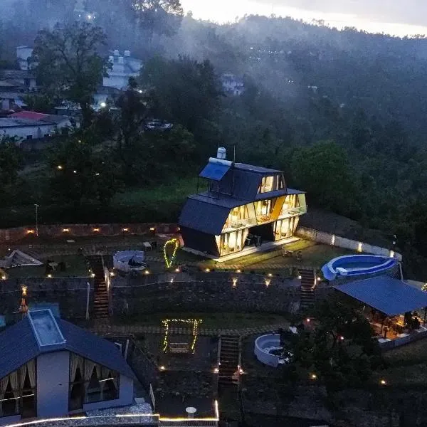 Himadvaya- The Himalayan Prism，位于阿尔莫拉的酒店