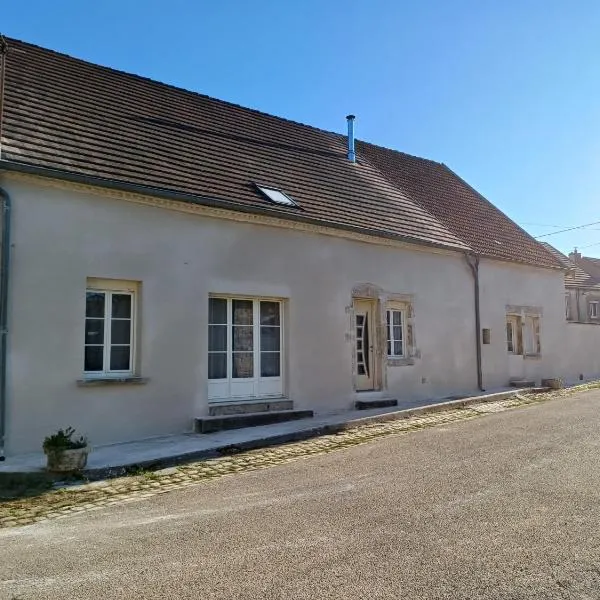 Chambres chez l habitant，位于Frasne-les-Meulières的酒店