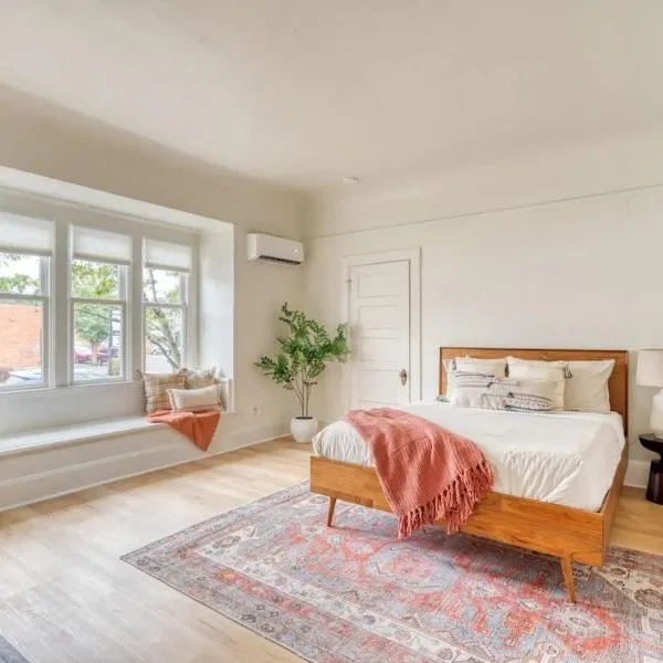 Stay Portland - The Sullivan's Gulch Lodge - 94 WalkScore，位于波特兰的酒店