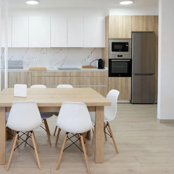 Apartamentos Lua，位于格罗韦的酒店