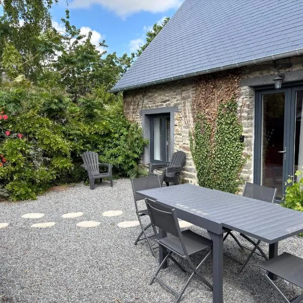 La Hulotte 1 - Sur la route du Mont-St-Michel，位于索克斯的酒店