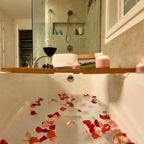 Perfect Family Getaway! Steps from Attractions，位于洪美尔斯镇的酒店