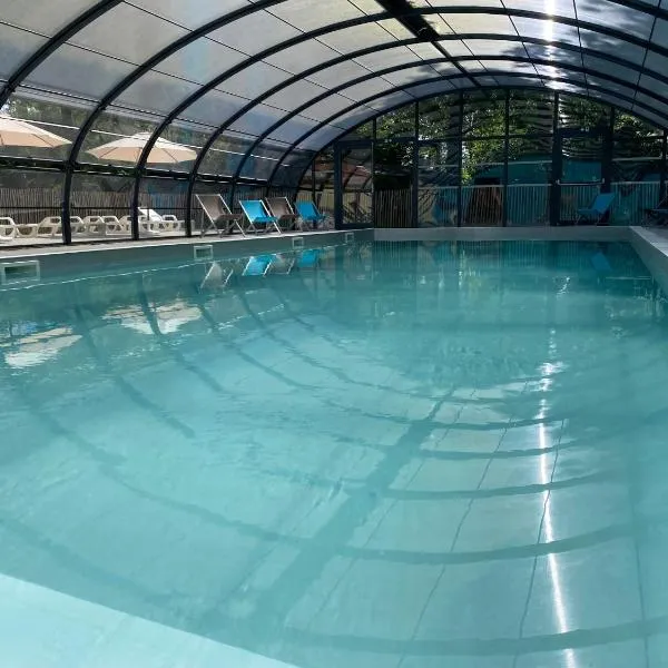 Camping du Chêne，位于Saint-Julien-de-Concelles的酒店