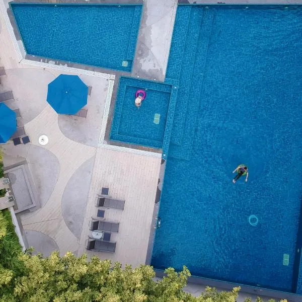 Bahang Bay Hotel，位于峇都丁宜的酒店