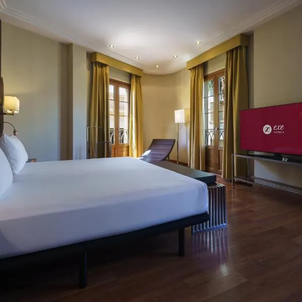 Exe Almería Centro，位于阿尔么丽亚的酒店