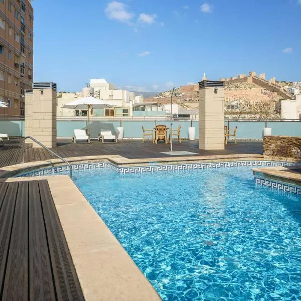 Exe Almería Centro，位于阿尔么丽亚的酒店