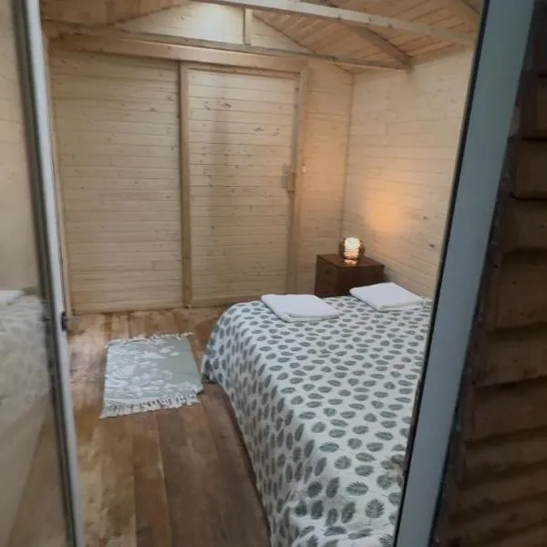 River Room，位于Bicas的酒店