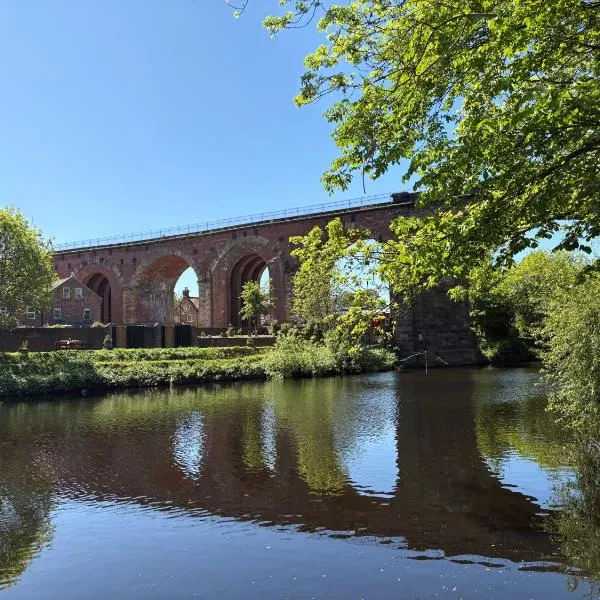 On Yarm High Street Great for Couples Families and Business Travel，位于亚姆的酒店