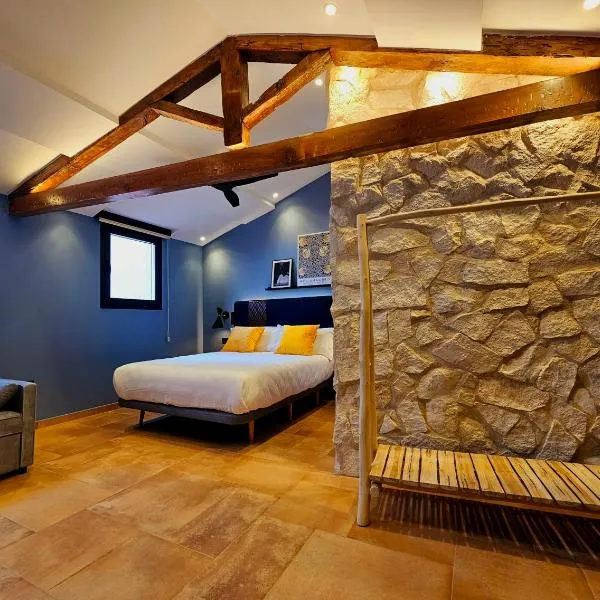 Cousin Room Hotel Automatizado，位于麦迪纳·德尔·坎普的酒店