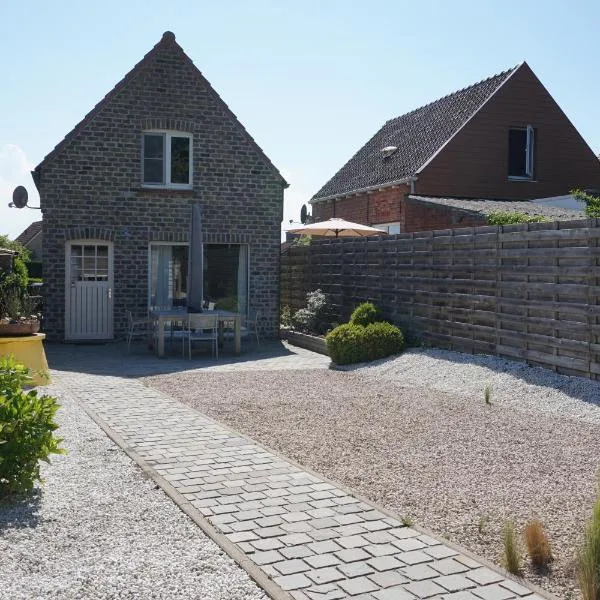 Kustverhuur, Nieuwesluisweg 6A，位于布雷斯肯斯的酒店