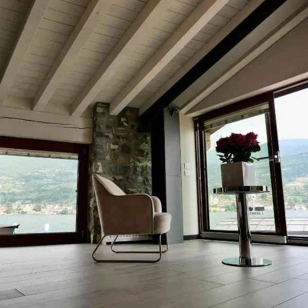 Monte Isola - Decio Rooms，位于蒙泰伊索拉的酒店