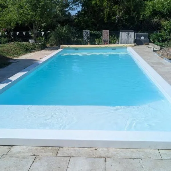 Chez nous à Saint Avertin，位于圣阿韦尔坦的酒店