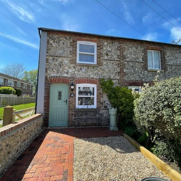 Evergreen Cottage，位于East Preston的酒店