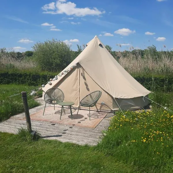 Landgoed Julianahoeve Tent，位于Helenaveen的酒店