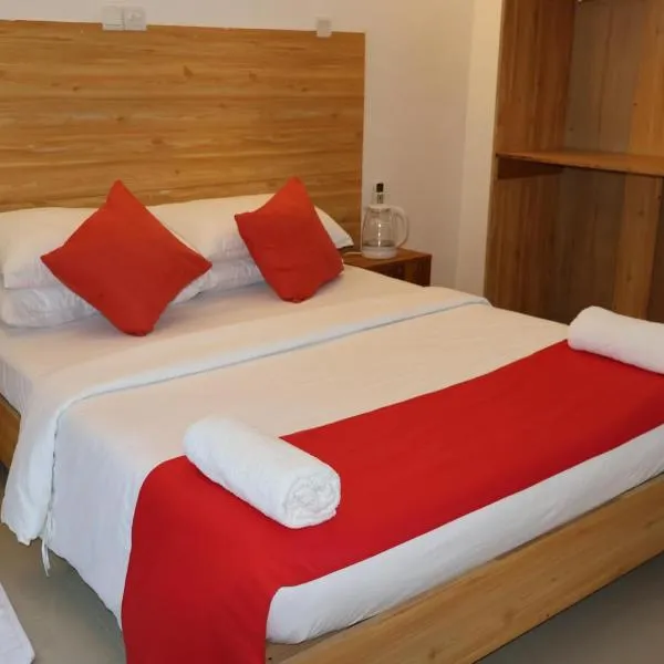 Dhontakuru Guest House，位于Ariyaddu的酒店