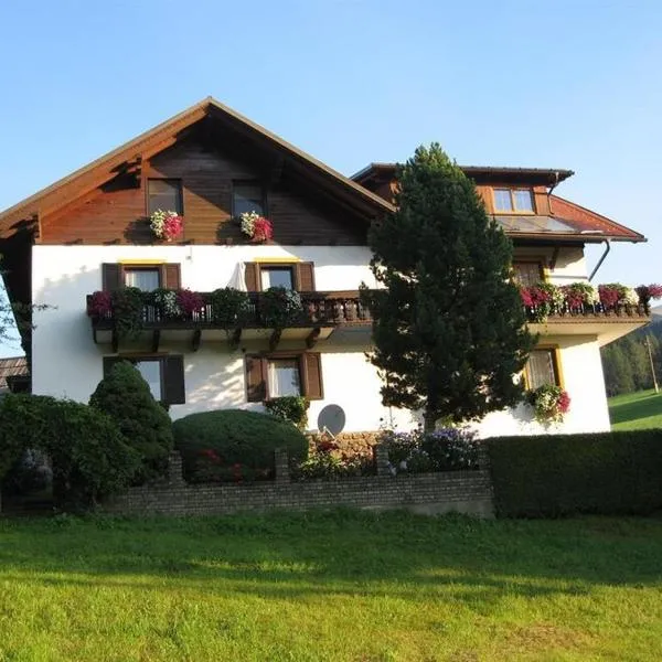Osterbichlerhof，位于Feistritz am Kammersberg的酒店