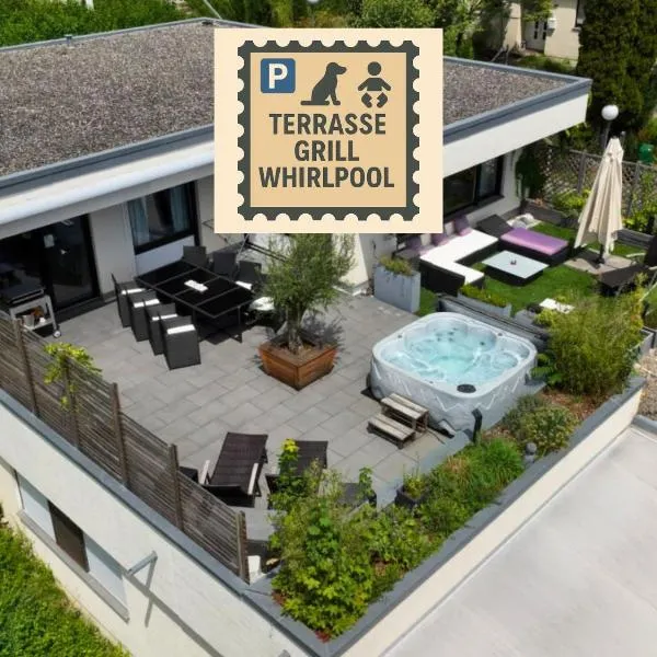 PENTHOUSE - 3 Schlafzimmer- sonnige Dachterrasse -Whirlpool & Alpenblick - Perfekt für Romantik oder Familienurlaub mit Kind, Hund willkommen - by FerienWohnenAmSee -，位于于伯林根的酒店